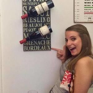 Meet your Posher, Crystal